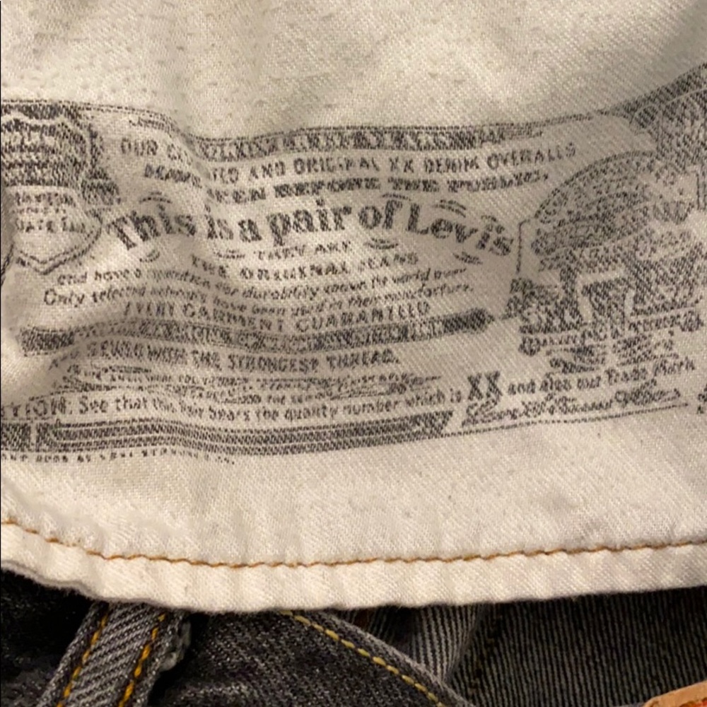 LEVI’S 501’s - Picture 7 of 7